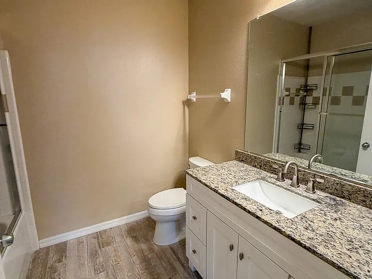 1185 SW 9th Rd #313 — Photo 21