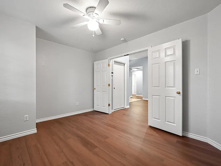 10317 Huxley St — Photo 23