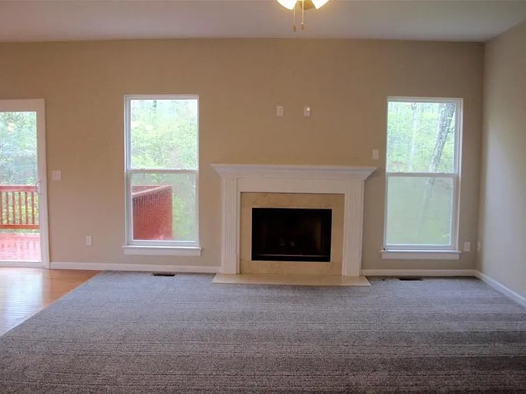 1348 Wesford Way — Photo 2