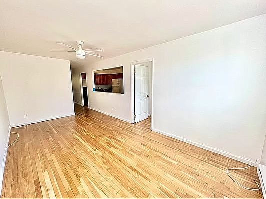 5th image of 25-39 23rd St
