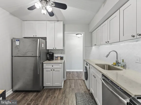 3100 S Manchester St APT 541, Falls Church, VA 22044