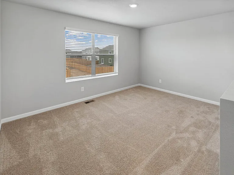 2140 Christina St — Photo 10