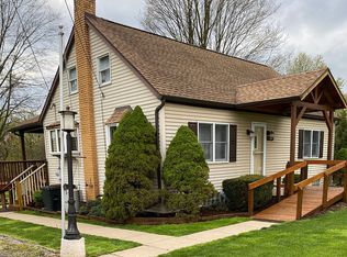 520 Edgeview St, New Kensington, PA 15068
