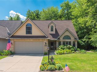 22589 Christopher Ct, Strongsville, OH 44149