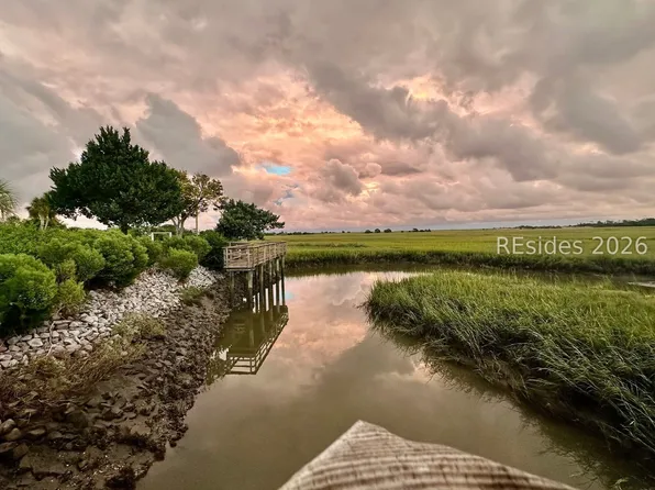 4 Cedar Reef Dr Unit B202, Saint Helena Island, SC 29920