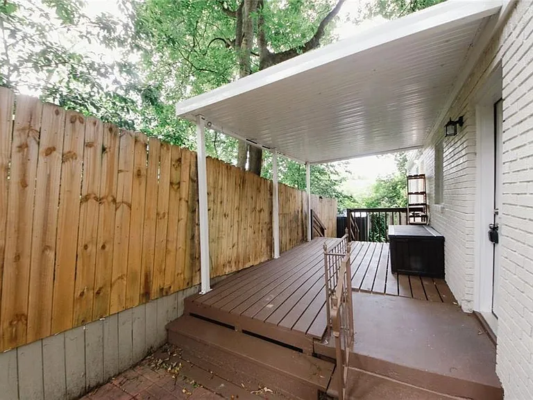 895 Durant Pl NE — Photo 32
