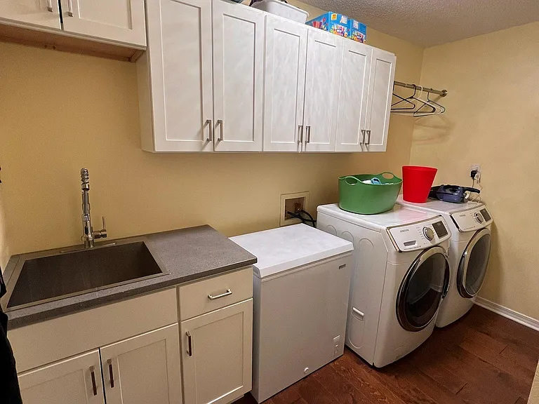 1710 Oakview Cv — Photo 14