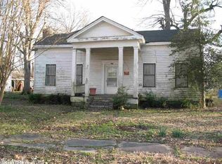 709 Erwin St, Des Arc, AR 72040