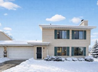 3824 Willow Way, Eagan, MN 55122