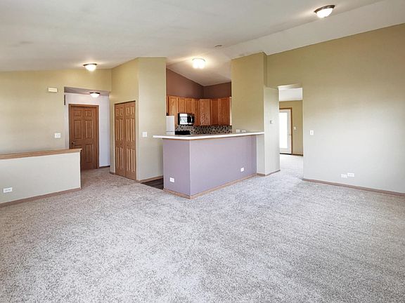 2nd image of 1282 Brookdale Dr