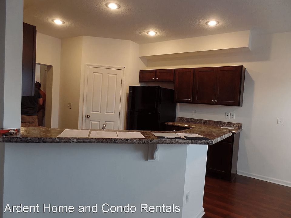1st image of 3201 Rossmore Cir #5397511