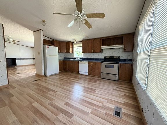 4th image of 12609 Dessau Rd Lot 560