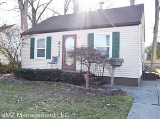22755 Cleveland St, Dearborn, MI 48124