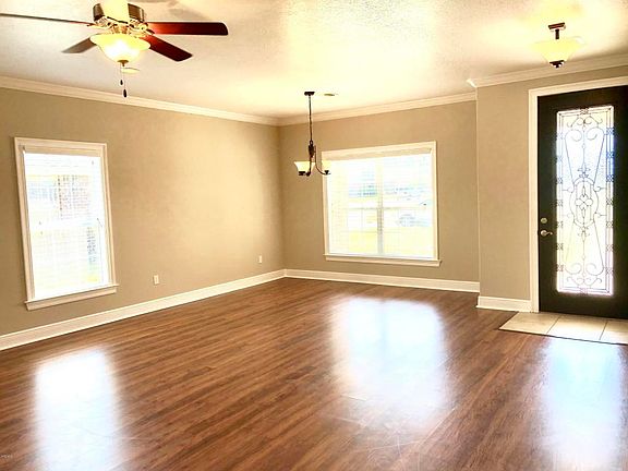 4th image of 13214 Sandy Brook Dr