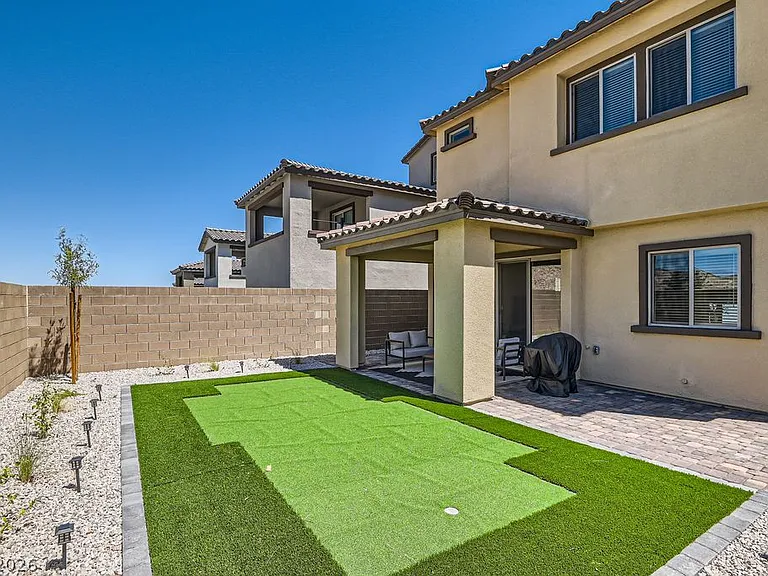 11604 Desert Hollow Ave — Photo 26