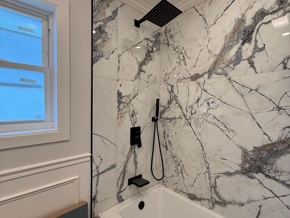 1st image of 907 E 232nd St #2