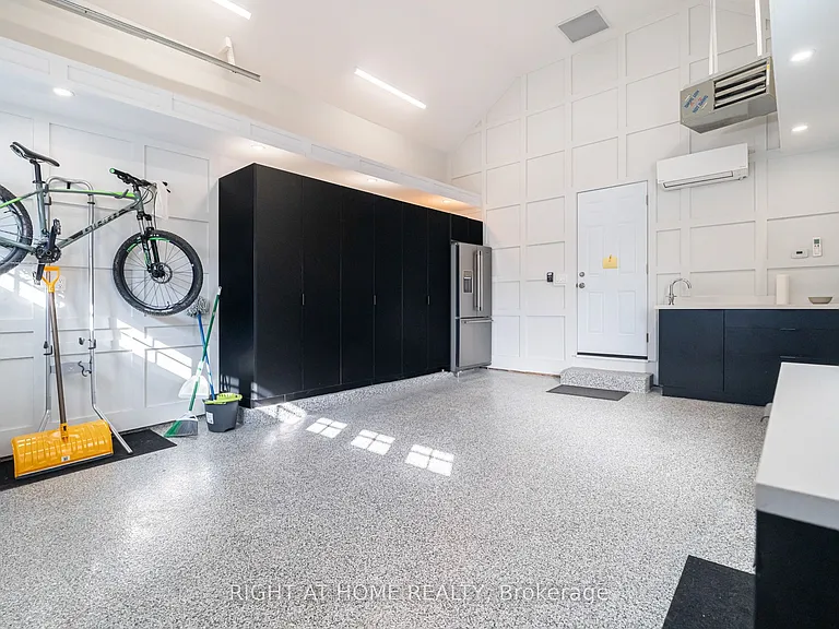 4212 Credit Pointe Dr — Photo 23