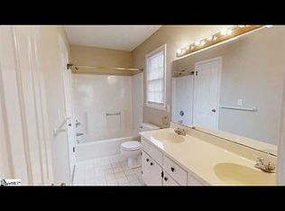 119 Wood Creek Rd, Mauldin, SC 29662