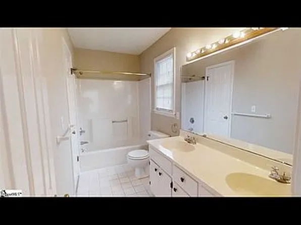 119 Wood Creek Rd, Mauldin, SC 29662