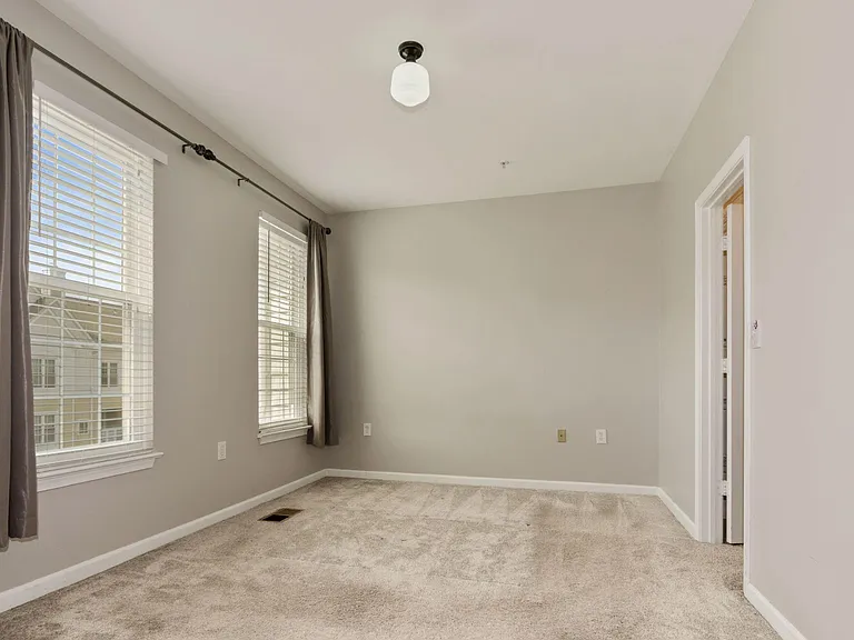 2108 Highcourt Ln #305 — Photo 21