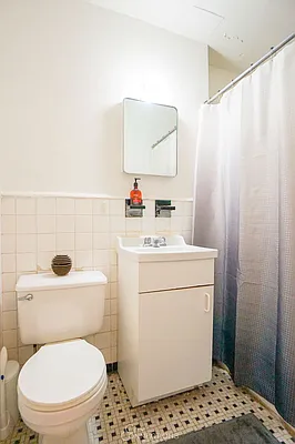 Rented by City Connections Realty | media 13