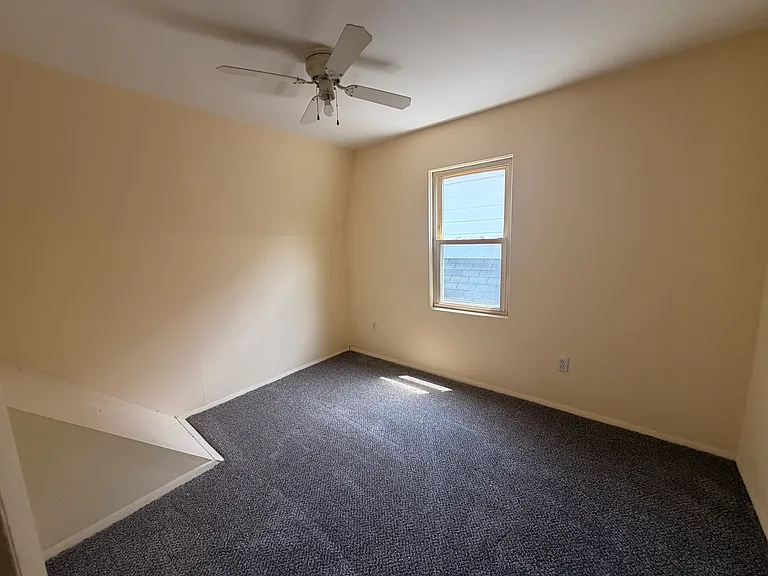 601 Nicholas St — Photo 10