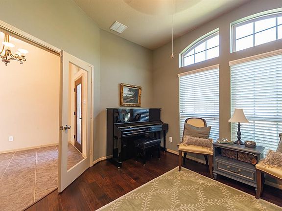 Additional view of the study towards the foyer.
