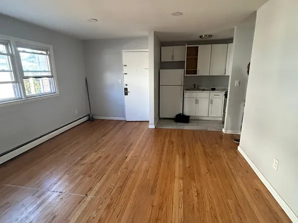 580 Jefferson Ave #J4, Elizabeth, NJ 07201