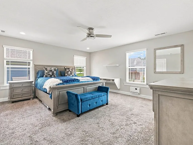 9202 White Ash Dr — Photo 31