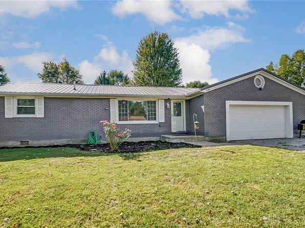 5473 Maple Grove Ave, Blanchester, OH 45107