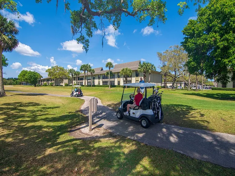 28 Plantation Dr #204 — Photo 43