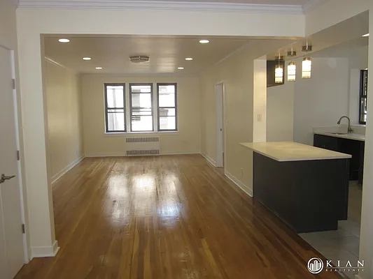 Rented by Kian Realty | media 32