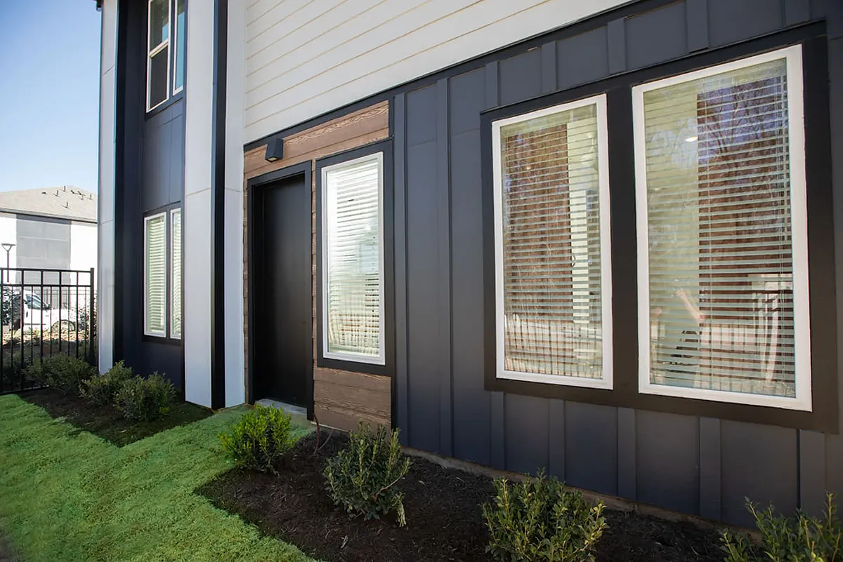 Building Photo - Magnolia Cir