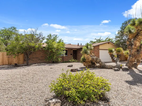 4700 Sombrerete Rd SE, Rio Rancho, NM 87124