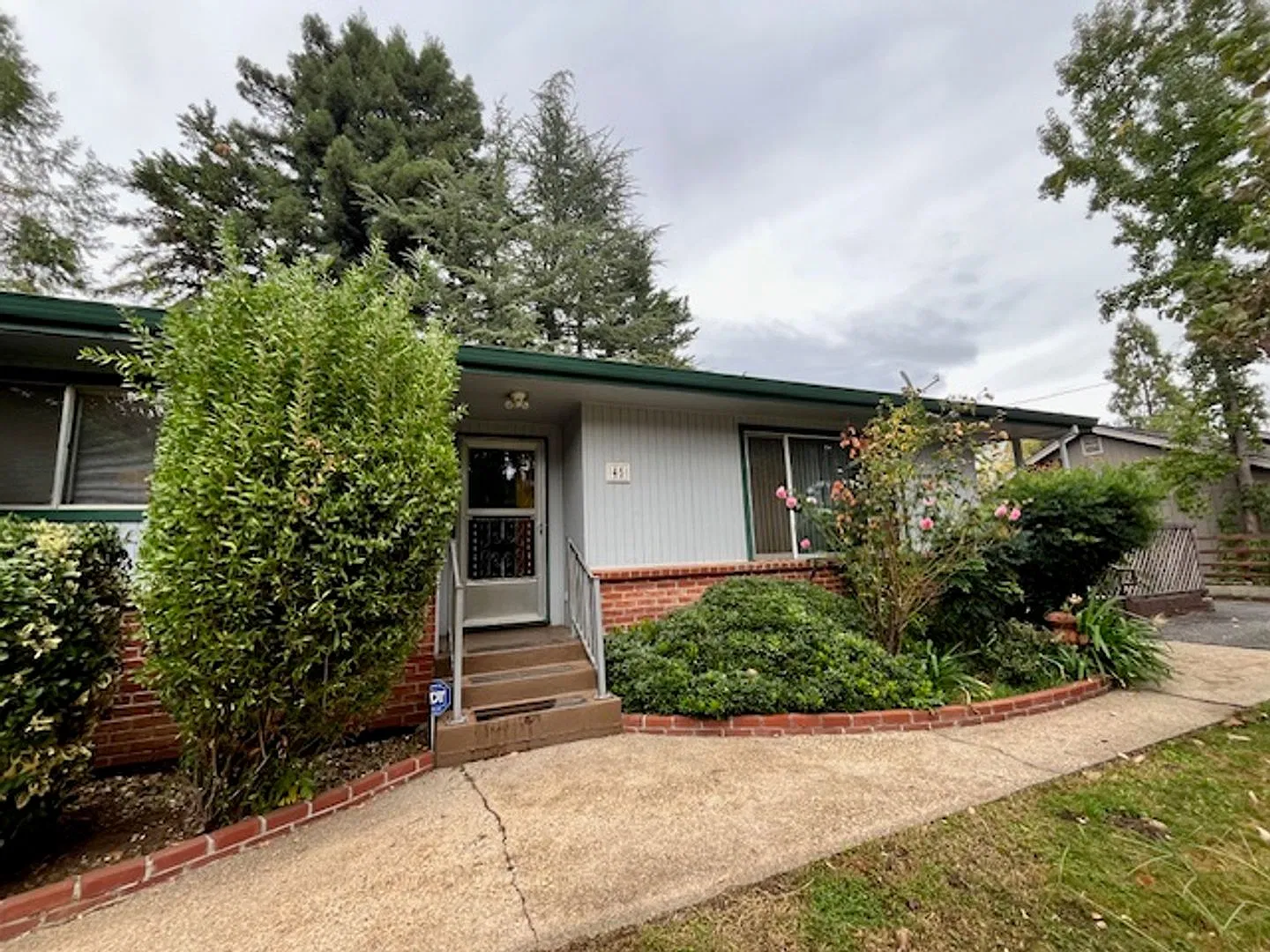 Spacious Single-Level Home in the Heart of Downtown Colfax! — Photo 2