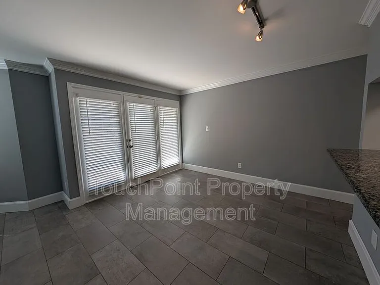 306 S Cedar St #6 — Photo 7