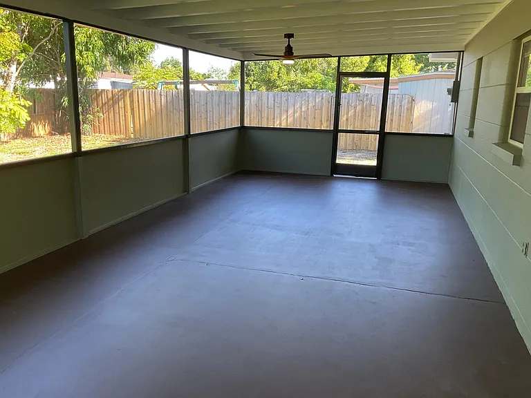 4250 Deerfield Dr — Photo 9