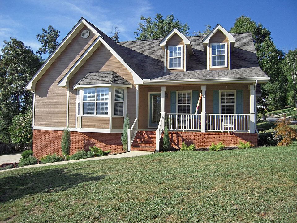 1st image of 327 Dove Dr