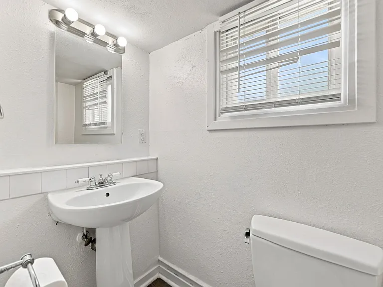 5007 W 30th Ave — Photo 14