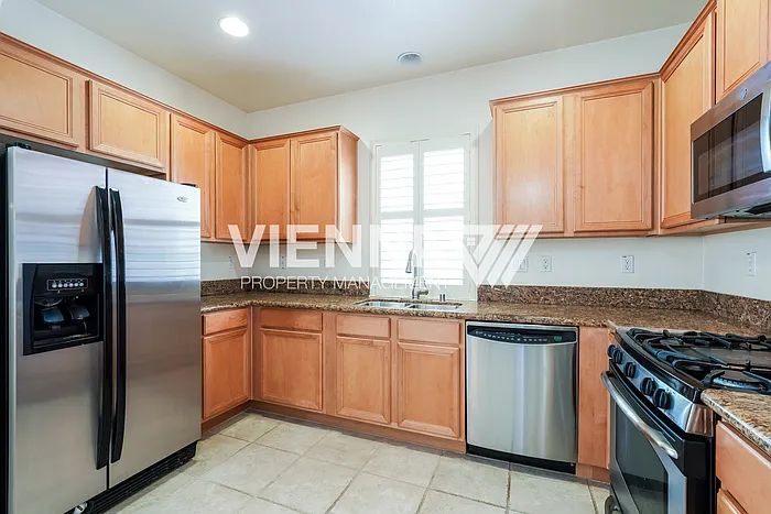 48 Villa Gardens Ct — Photo 7