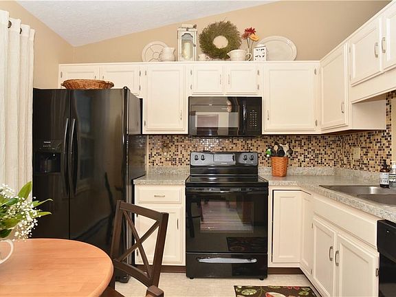 5th image of 5279 Creekside Blvd Unit Q17