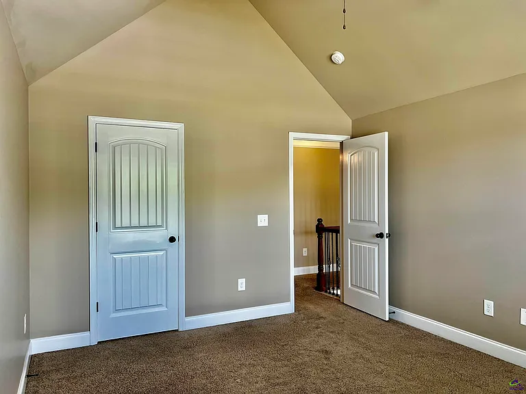 208 Black Hawke Ln — Photo 19