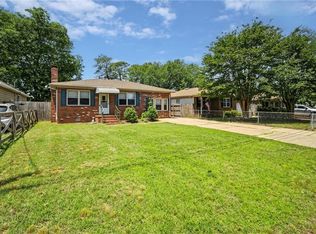 1425 Philmont Ave, Chesapeake, VA 23325