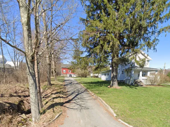 1834 Newton Ransom Blvd, Clarks Summit, PA 18411