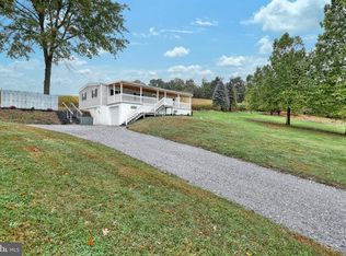 6544 Herbst Rd, Red Lion, PA 17356