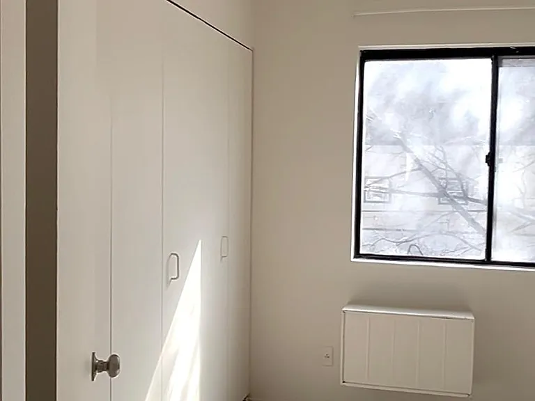 Ample Sun light
 in each and every room.