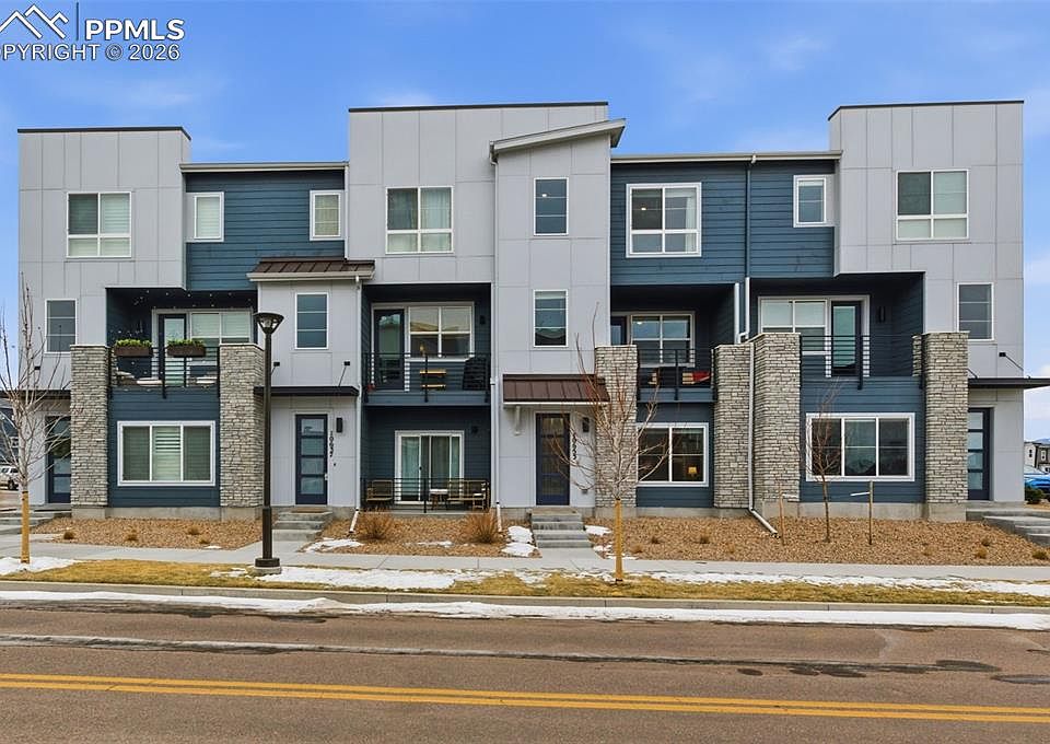 1st image of 10653 Larimar Point