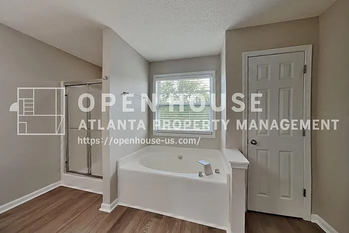 800 Franklin Mill Trce — Photo 11