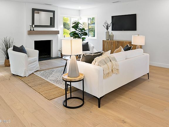 5th image of 282 Teasdale St