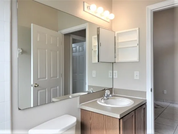 7964 Oakstone Ct — Photo 8